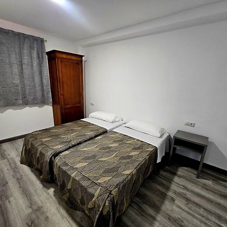 Apartamentos Maja Benidorm Eksteriør billede